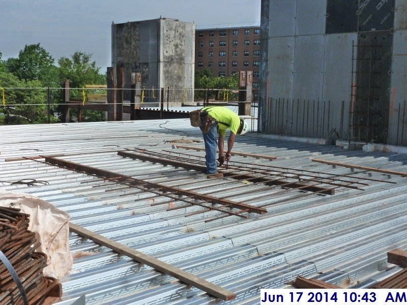 Building rebar mats for Elev. 5,6 (3rd Floor) Facing North-East (800x600)